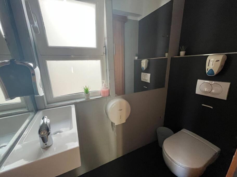 3 Bedroom, 2,5 Bathroom - Bairro Alto Residence Lisboa Екстериор снимка
