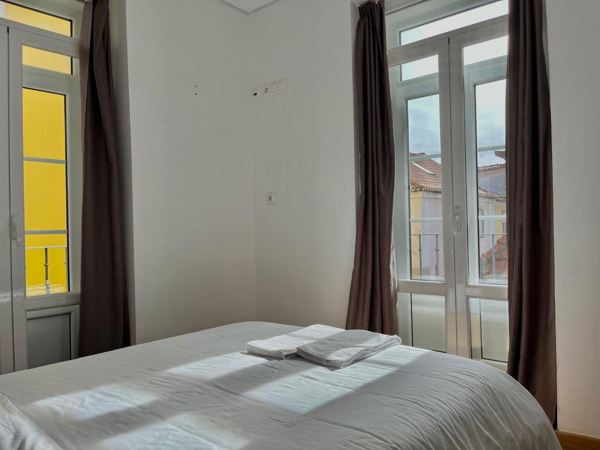 3 Bedroom, 2,5 Bathroom - Bairro Alto Residence Lisboa Екстериор снимка